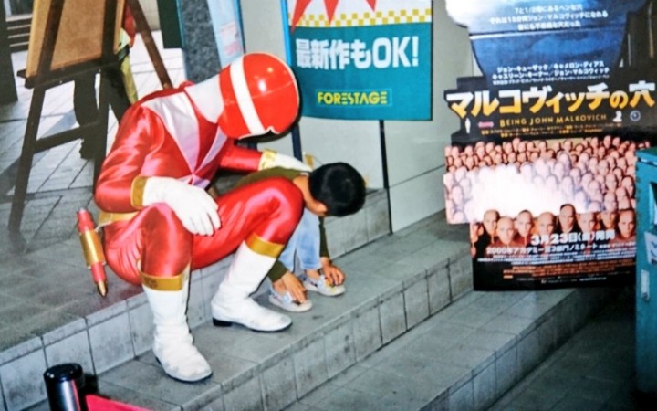 《超级战队》终局传闻下 一则25年前的红战士往事看哭网