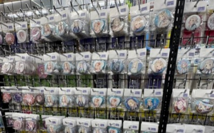 400个徽章惊现秋叶原！御宅圈“他界文化”出圈