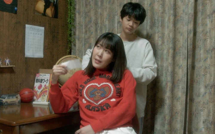 真人电影《邻家跨性别少女》预告片、剧照公开