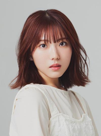 绫坂晴名