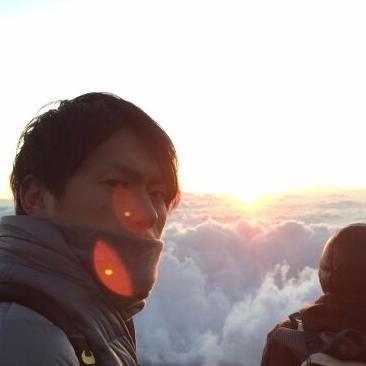 山冈润平