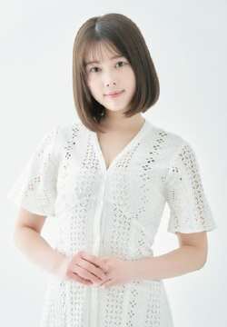 小坂井祐莉绘